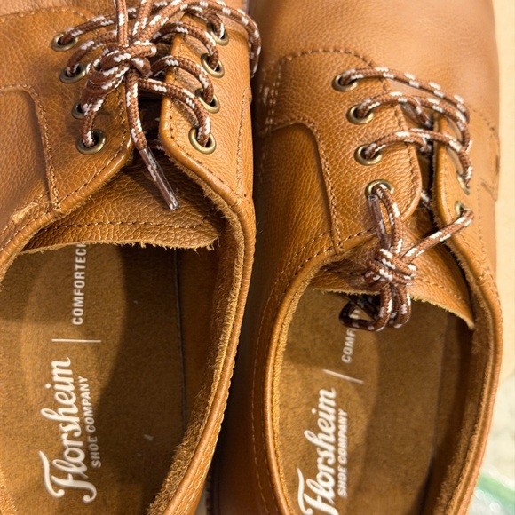 Florsheim Tan Leather Derby Shoes
